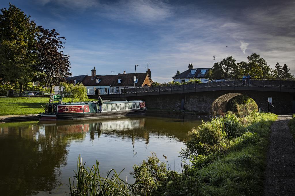 The Three Swans Hotel, Hungerford, Berkshire 외부 사진