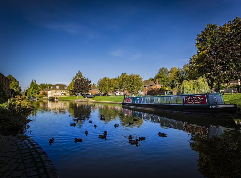 The Three Swans Hotel, Hungerford, Berkshire 외부 사진