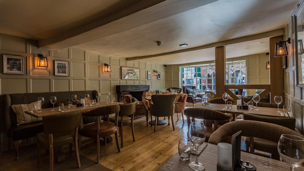 The Three Swans Hotel, Hungerford, Berkshire 외부 사진