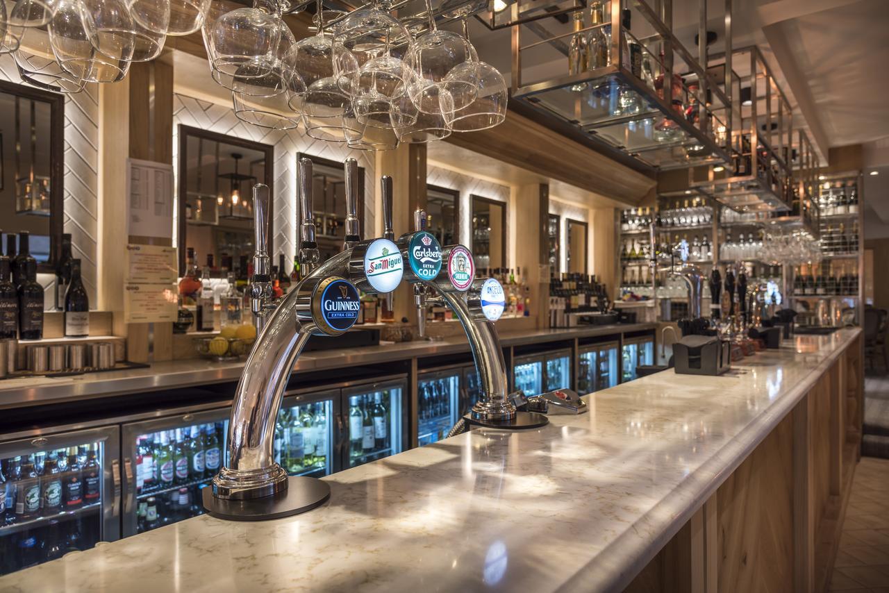 The Three Swans Hotel, Hungerford, Berkshire 외부 사진