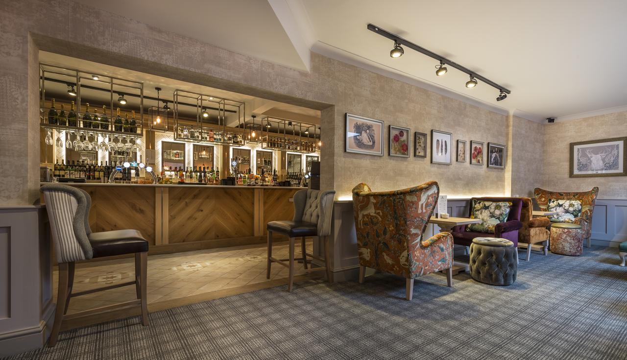 The Three Swans Hotel, Hungerford, Berkshire 외부 사진