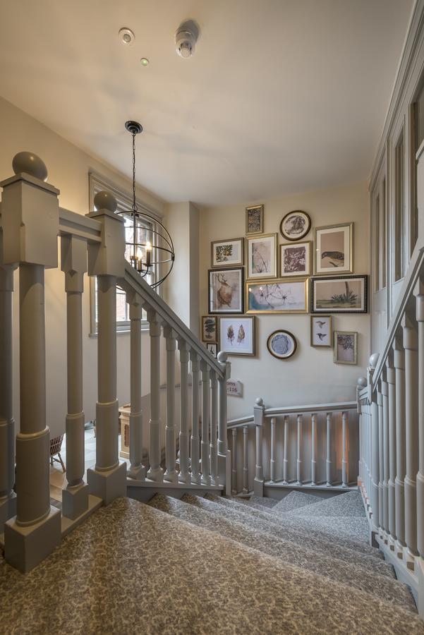 The Three Swans Hotel, Hungerford, Berkshire 외부 사진